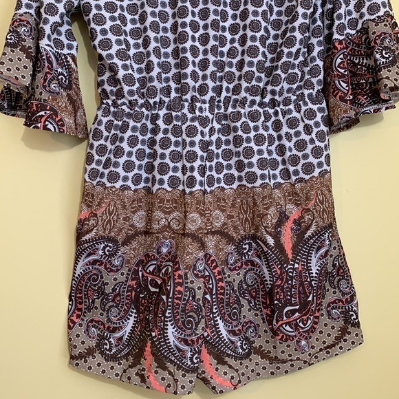 Little Lies | NWT Paisley Print Boutique Ruffle Bell Sleeve Faux Wrap Romper M/L - Picture 15 of 17